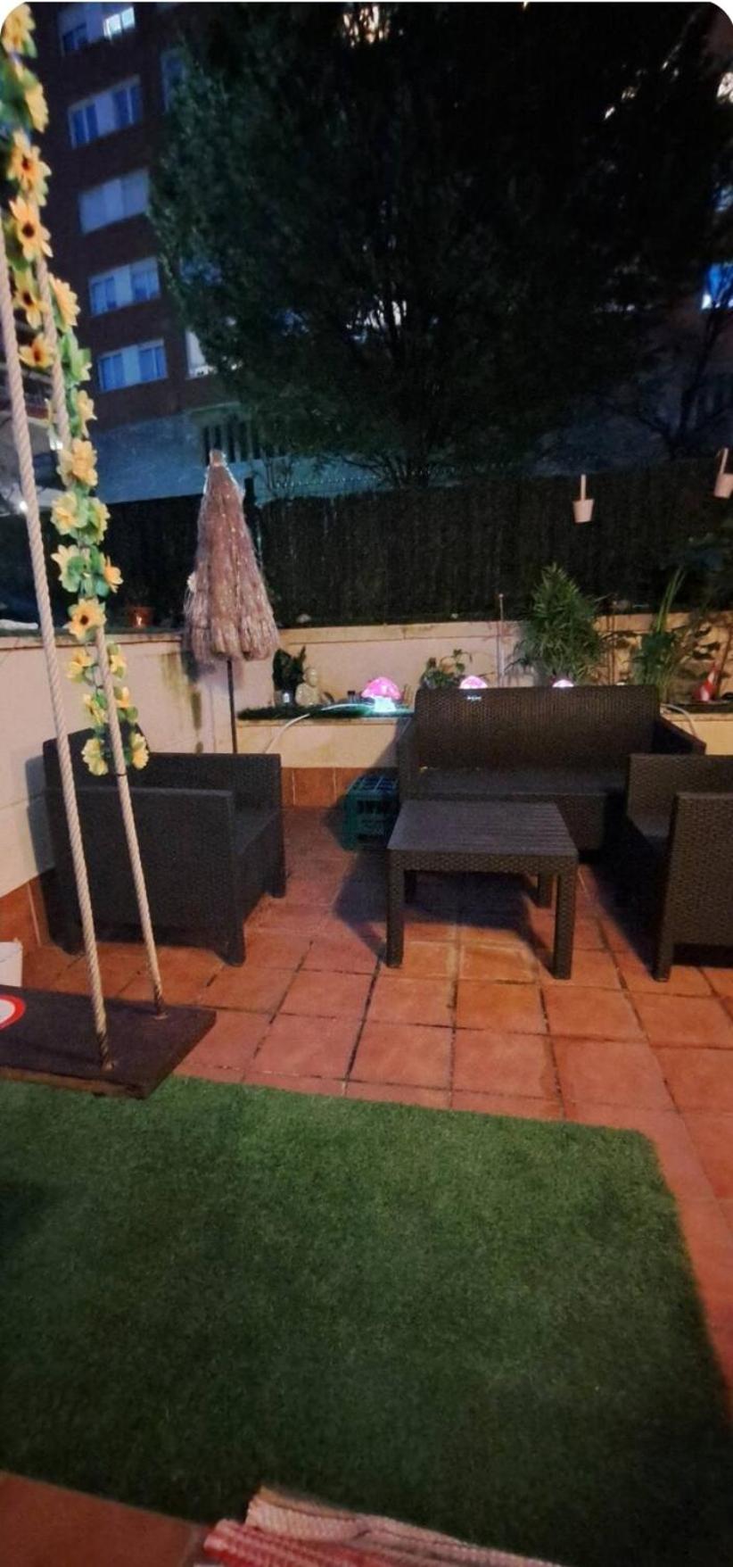 Habitacion Con Salida Directa A Terraza Chill Out Bilbao Ngoại thất bức ảnh